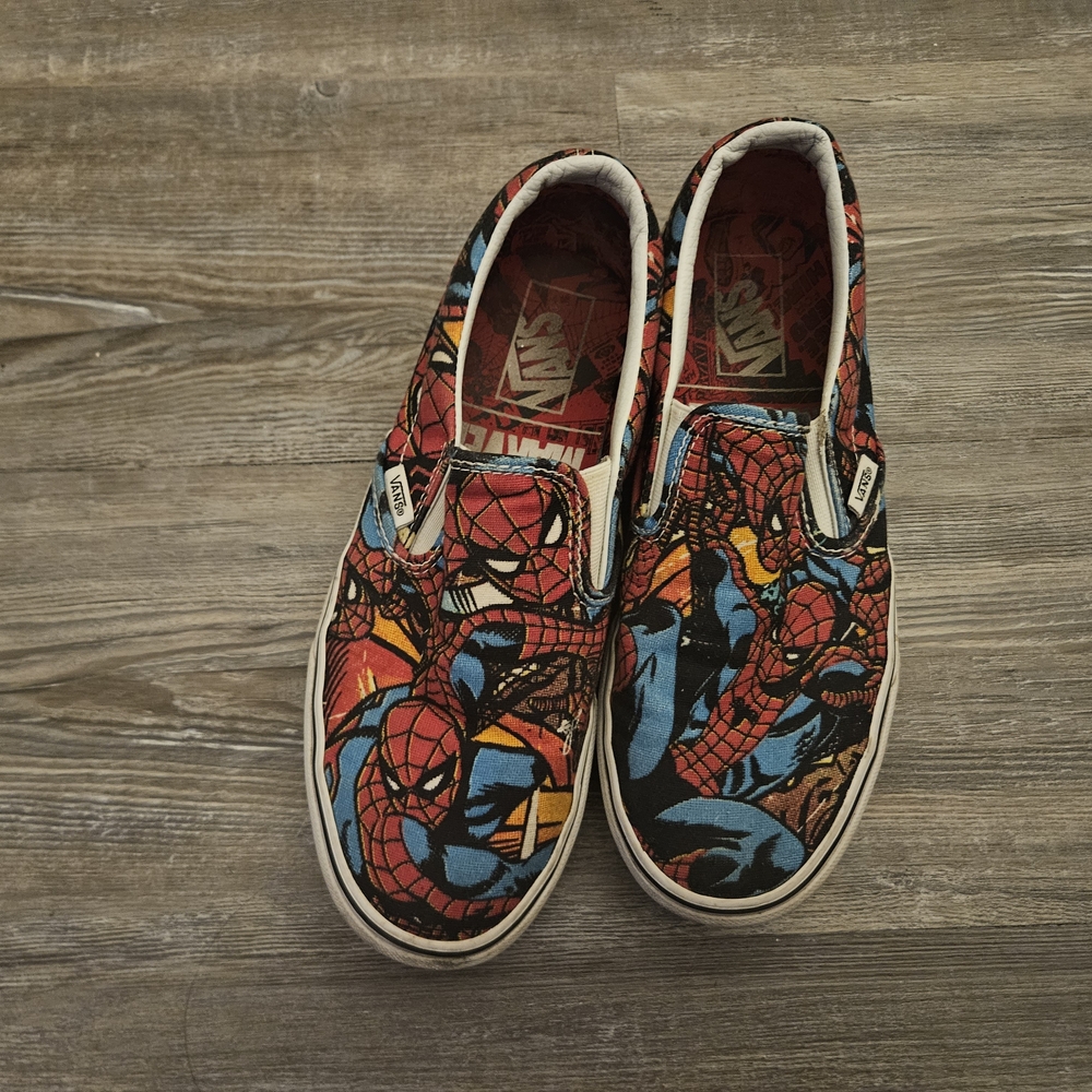 Vans Spider-Man Slip-On Shoes - Red and Blue